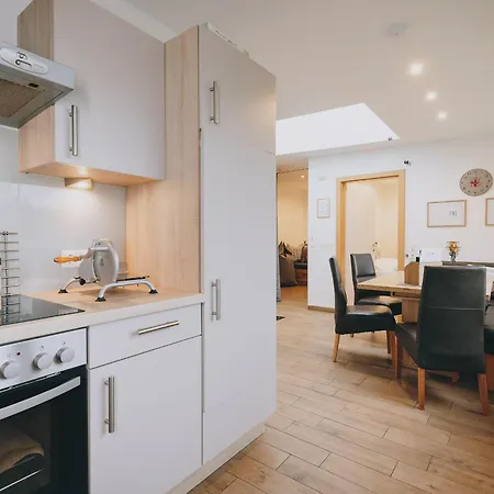 Prielau By We Rent 滨湖采尔