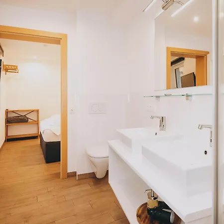 Prielau By We Rent, Summercard Included Apartment