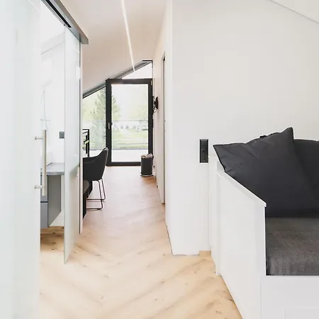 Prielau By We Rent, Summercard Included アパート